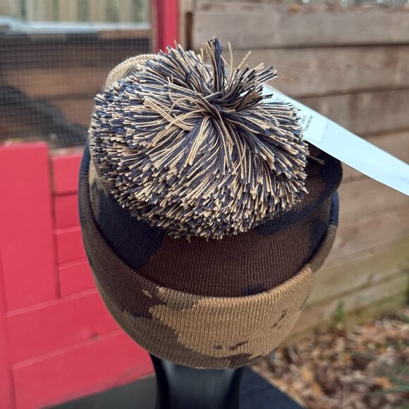 Mountain Hardwear Gas Station Eco Pom Pom Beanie Cap Unisex Green Brown Camo New - Picture 4 of 6